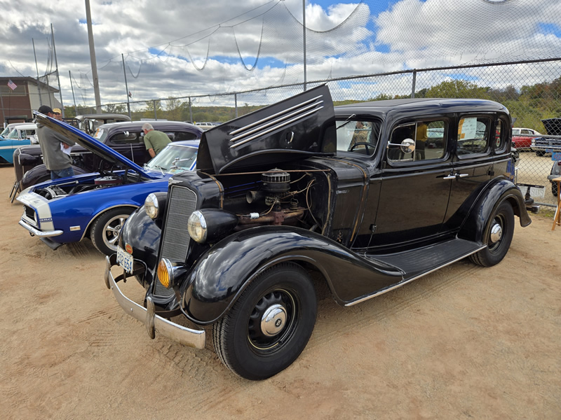 /pictures/Car Show_2025/20251011_115529.jpg